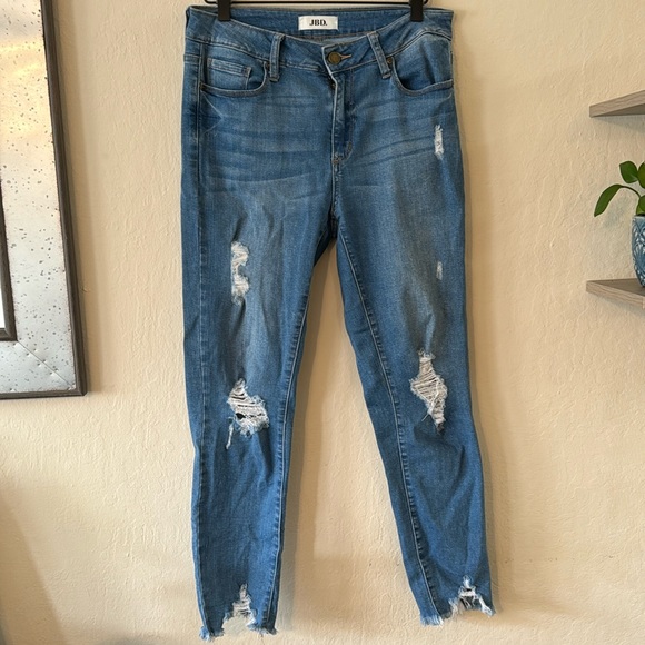 JBD Distressed Jeans - Picture 1 of 5